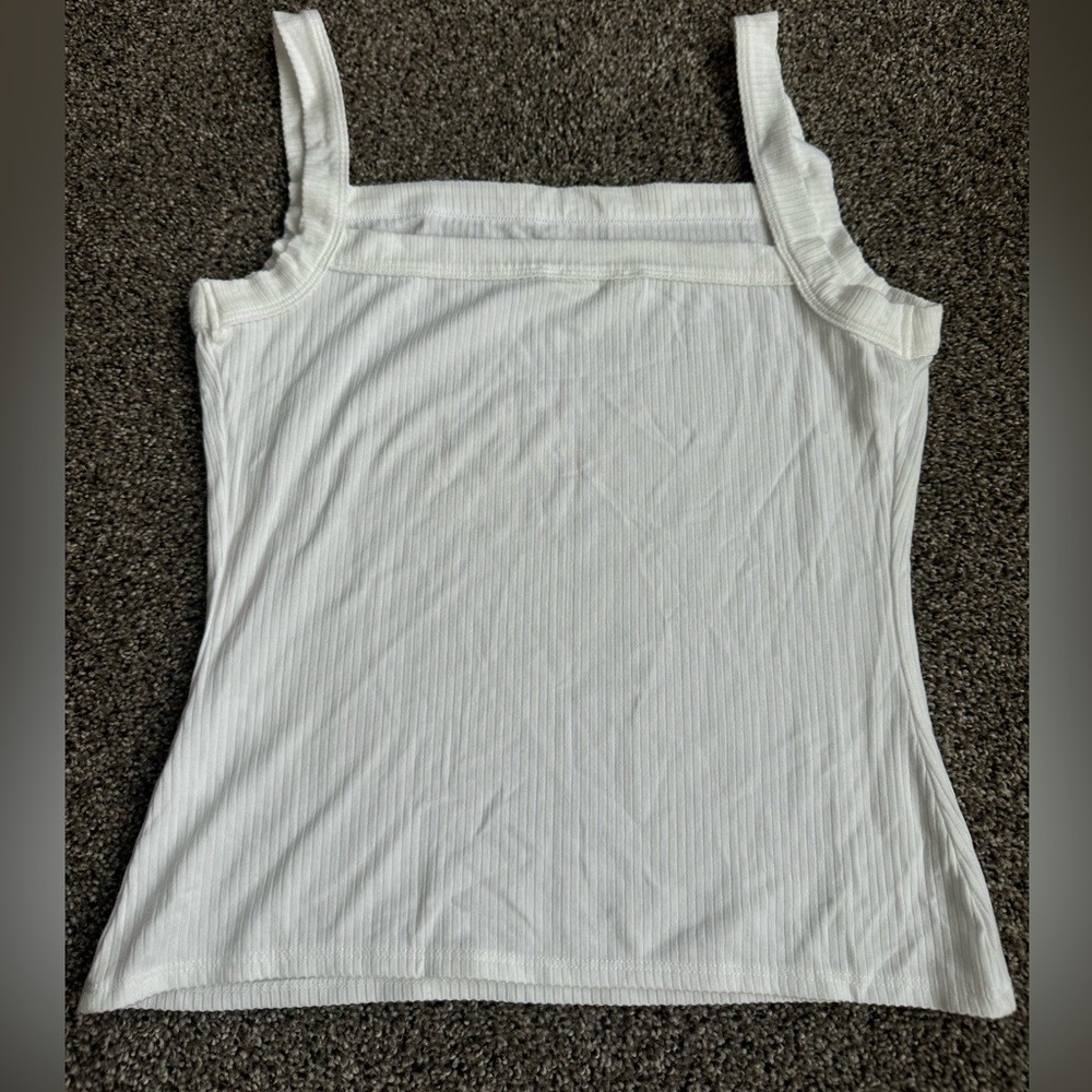 Reformation Ribbed Tank - Picture 4 of 6